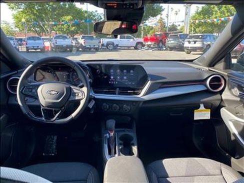 New 2026 Chevrolet Trax RS w/ Driver Confidence Package FWD image 3