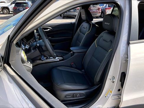 New 2026 Chevrolet Trax ACTIV FWD image 9