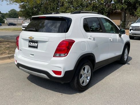 Used 2022 Chevrolet Trax LT FWD image 8