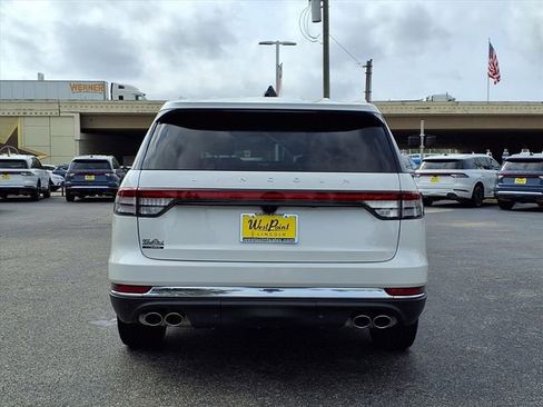 New 2026 Lincoln Aviator 2WD image 5