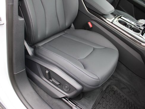 New 2026 Audi Q8 Premium Plus image 26