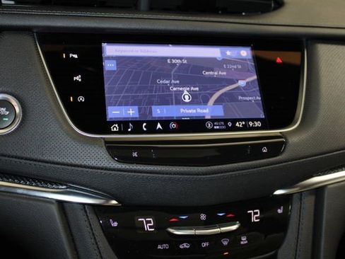 Certified 2024 Cadillac XT5 Sportv w/ Technology Package AWD/4WD image 13