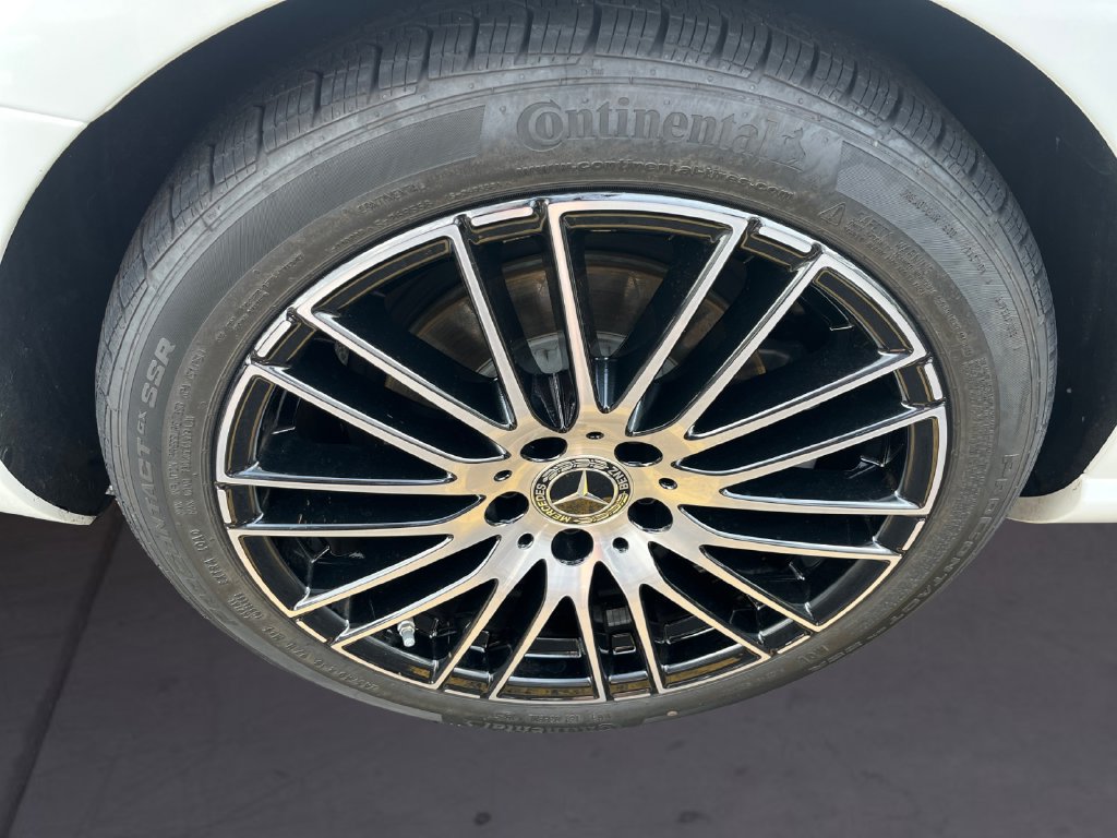 Certified 2026 Mercedes-Benz C 300 4MATIC Sedan image 13
