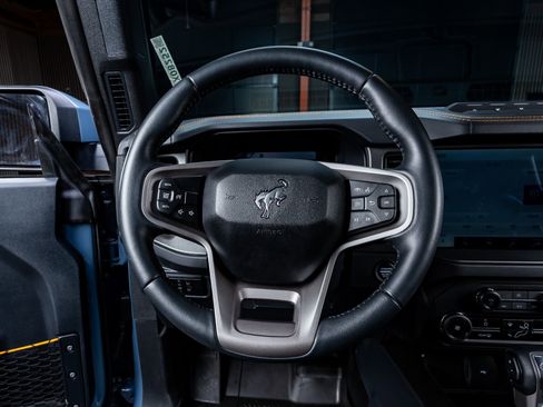 Used 2024 Ford Bronco Badlands AWD/4WD image 18