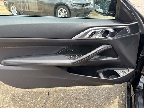Used 2024 BMW 430i Convertible RWD image 18