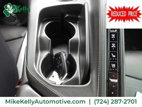 Used 2022 Chevrolet Corvette Stingray Premium Cpe w/ Z51 Performance Package RWD image 21
