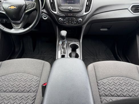 Used 2024 Chevrolet Equinox LT w/ LPO, Floor Liner Package FWD image 18