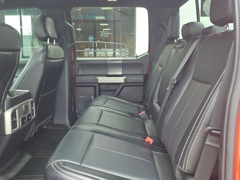 Used 2019 Ford F150 Lariat w/ Equipment Group 502A Luxury AWD/4WD image 13