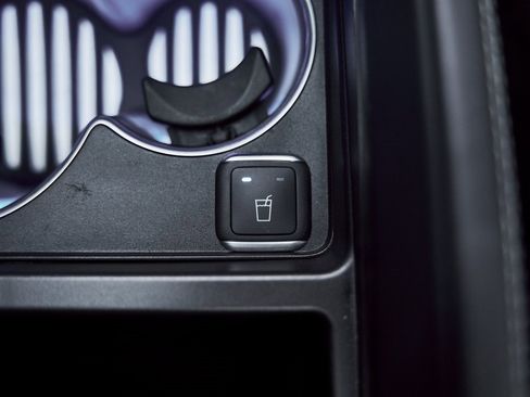 Used 2021 Mercedes-Benz Maybach GLS 600 4MATIC image 51