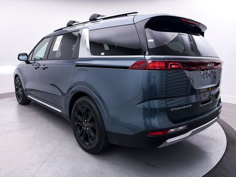 Used 2022 Kia Carnival SX image 15