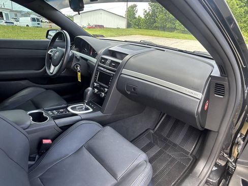 Used 2008 Pontiac G8 w/ Premium Package RWD image 25