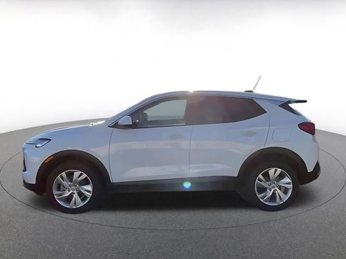 Used 2025 Buick Encore GX Preferred image 9