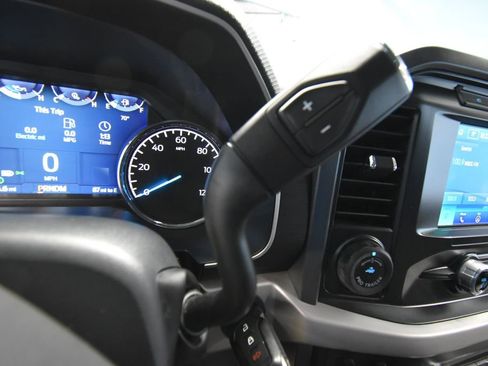 Used 2022 Ford F150 XLT w/ Equipment Group 301A Mid image 16