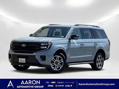 Used 2025 Ford Expedition Active