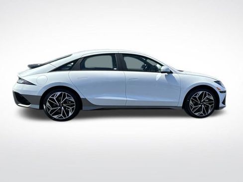 New 2025 Hyundai Ioniq 6 SEL image 7