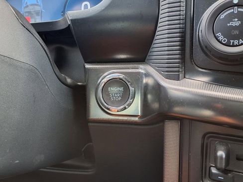 Used 2024 Ford F150 Platinum AWD/4WD image 34