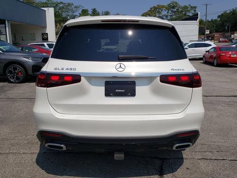 Used 2024 Mercedes-Benz GLS 450 4MATIC image 7