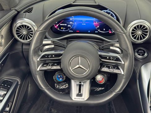 Used 2022 Mercedes-Benz SL 55 AMG 4MATIC image 21