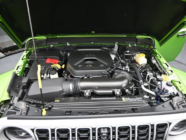 New 2026 Jeep Wrangler Unlimited Sahara w/ Whitecap Package AWD/4WD image 43