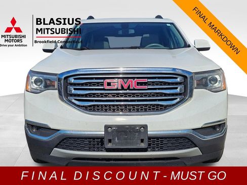 Used 2017 GMC Acadia SLE image 3