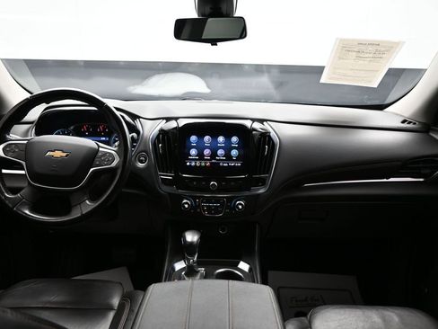Used 2021 Chevrolet Traverse LT w/ LT Premium Package FWD image 12