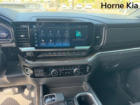 Used 2023 Chevrolet Silverado 1500 LT Trail Boss AWD/4WD image 20