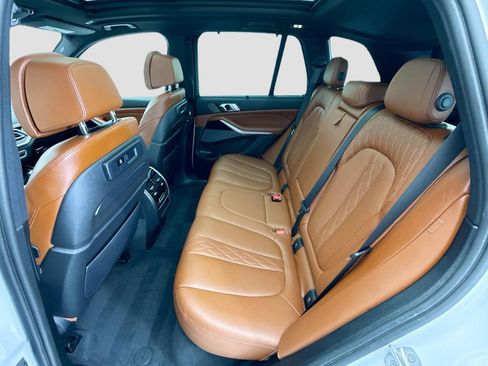 Certified 2022 BMW X5 M50i w/ Executive Package AWD/4WD image 20