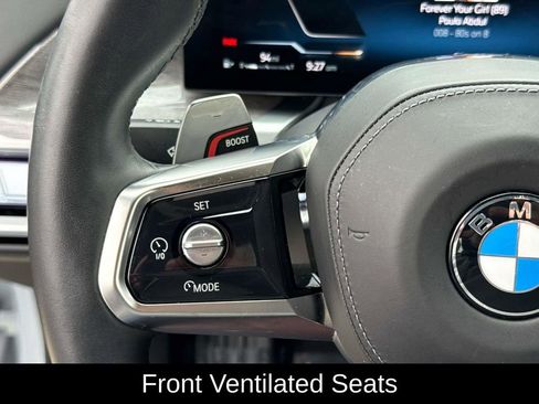 Used 2025 BMW 760i xDrive w/ Executive Package image 25