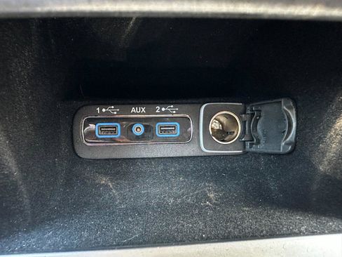 Used 2019 Jeep Grand Cherokee Limited image 15