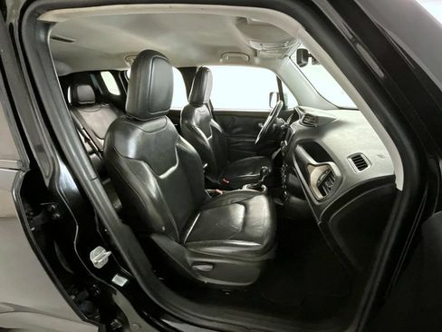 Used 2017 Jeep Renegade Limited AWD/4WD image 16