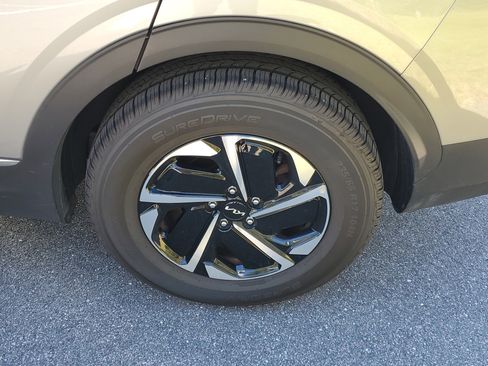 Certified 2024 Kia Sportage LX image 37