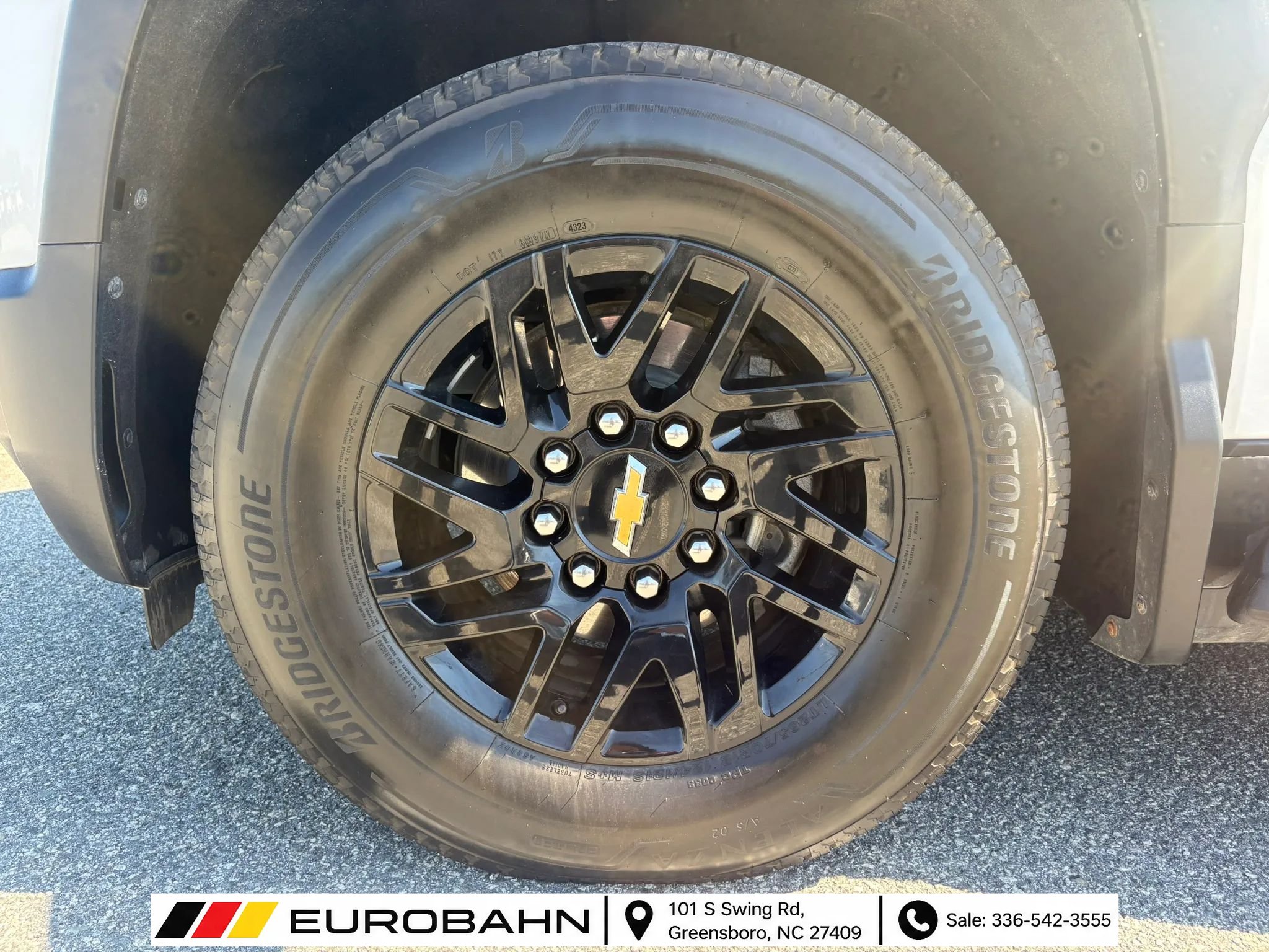 Used 2024 Chevrolet Silverado EV W/T AWD/4WD image 33
