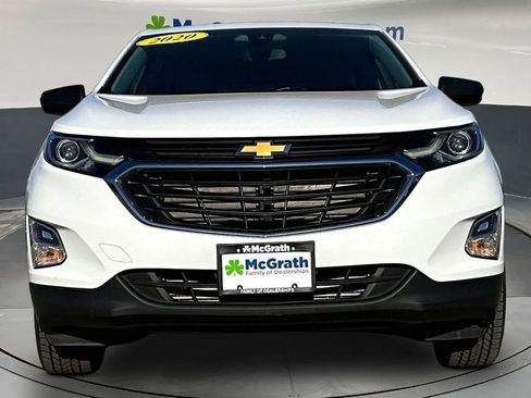 Used 2020 Chevrolet Equinox LS image 2