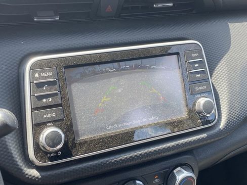 Used 2024 Nissan Kicks S image 10