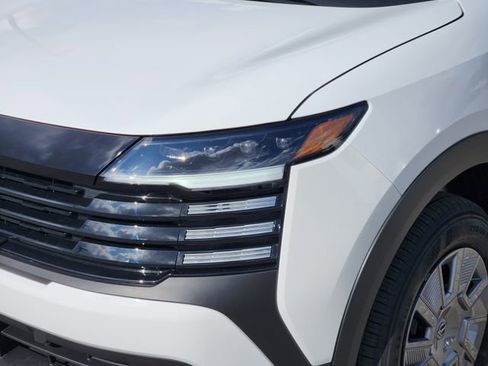 New 2026 Nissan Kicks S image 6