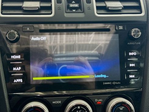Used 2018 Subaru Forester 2.5i Touring AWD/4WD image 16