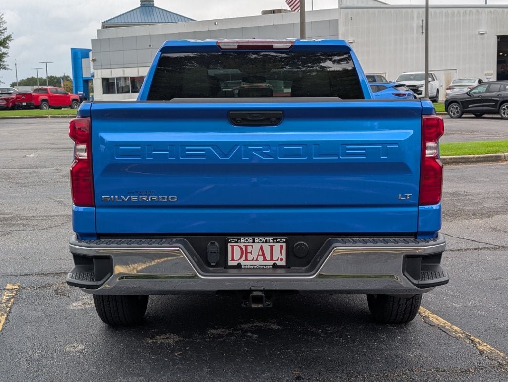 Used 2025 Chevrolet Silverado 1500 LT w/ Protection Package AWD/4WD image 4