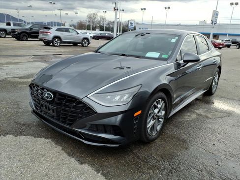 Used 2023 Hyundai Sonata SEL w/ Convenience Package image 2