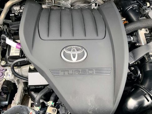 Used 2023 Toyota Highlander XLE FWD image 31