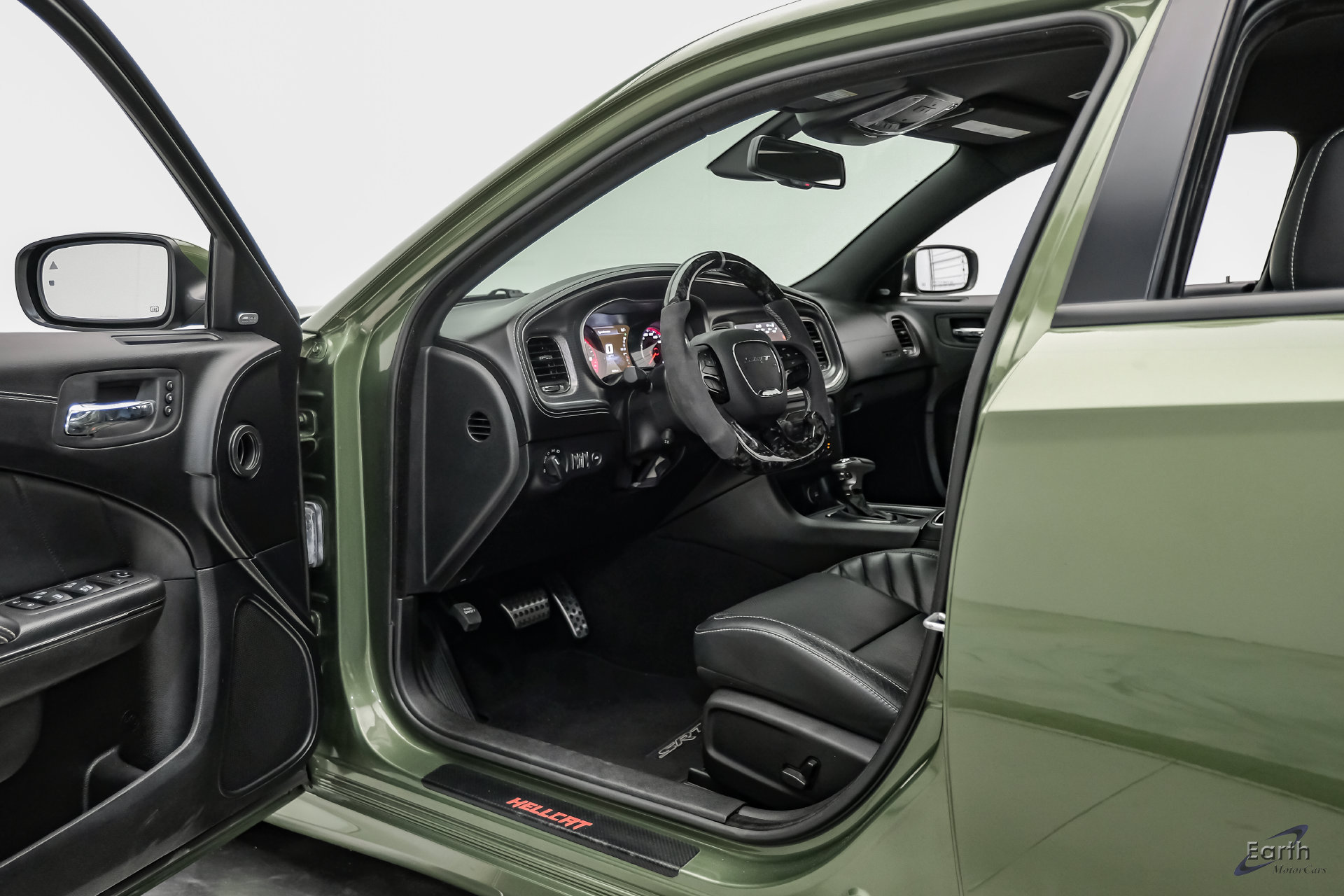 Used 2021 Dodge Charger SRT Hellcat RWD image 46