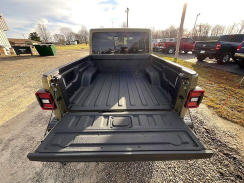 New 2026 Jeep Gladiator Mojave image 7