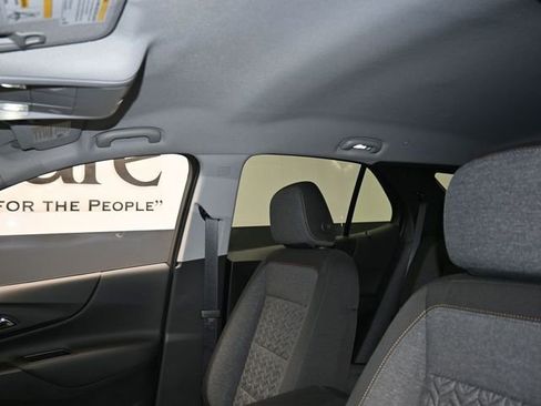 Used 2024 Chevrolet Equinox LT image 17