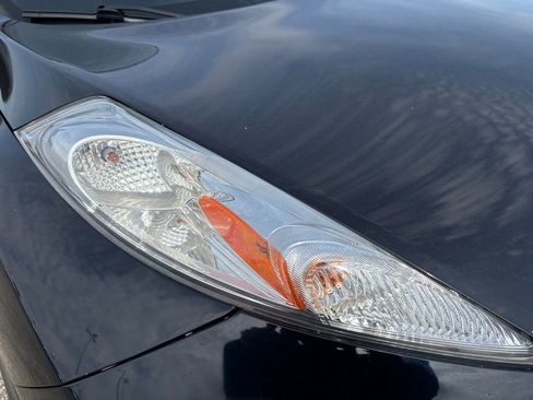 Used 2013 Nissan Juke SV image 7