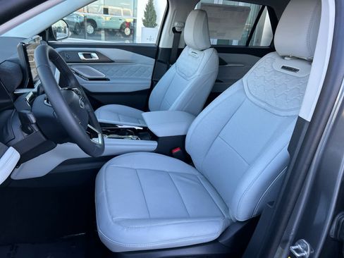 New 2026 Ford Explorer Platinum w/ LUX Leather Package image 29