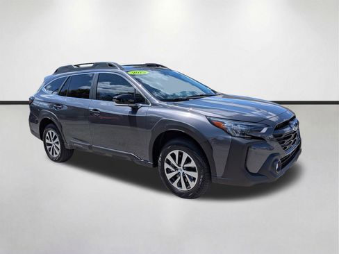 Certified 2025 Subaru Outback Premium AWD/4WD image 1