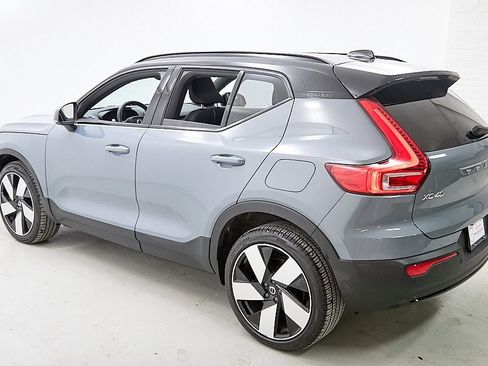 Certified 2023 Volvo XC40 Recharge Ultimate image 7