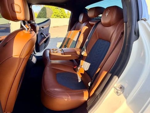 Used 2019 Maserati Ghibli GranLusso RWD image 97