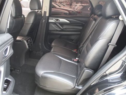 Used 2018 MAZDA CX-9 Touring image 32