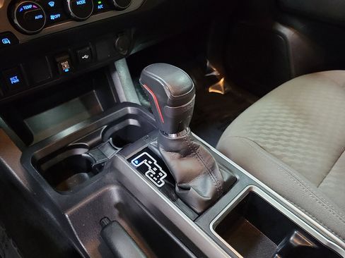 Certified 2023 Toyota Tacoma SR5 image 18