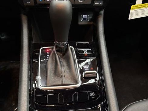 New 2026 Jeep Compass Latitude image 11